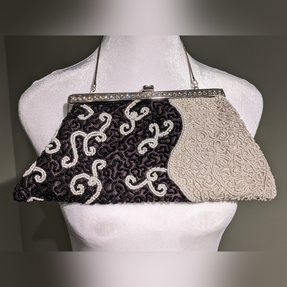 Wayne M. Kleski Beaded Shawl & Evening Purse - Picture 2 of 4
